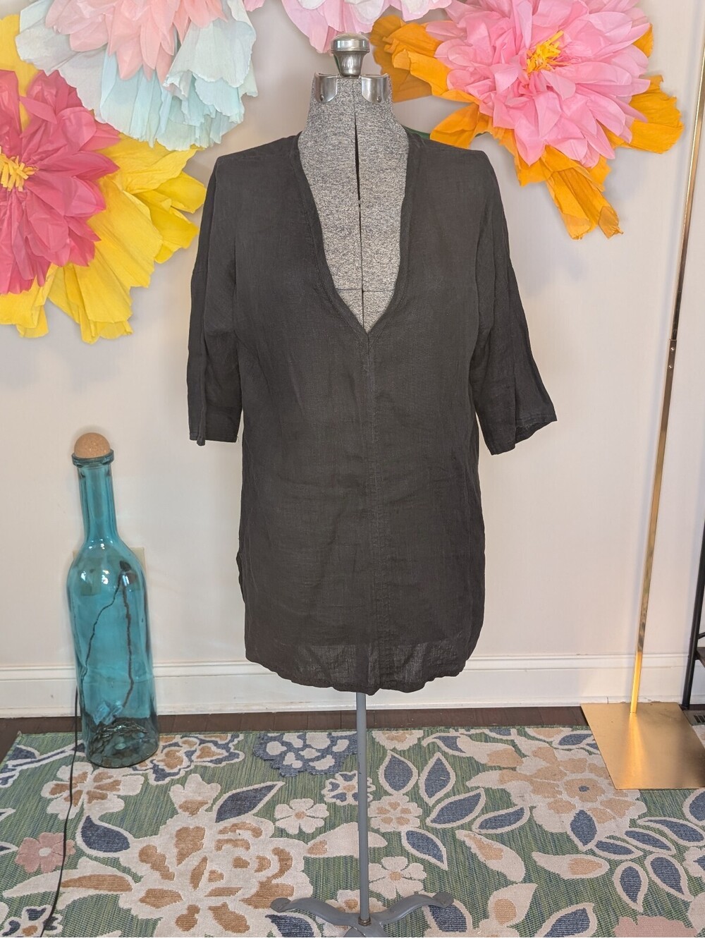 2048 - CP Shades Sausalito Black Irish Linen Tunic Blouse Size M